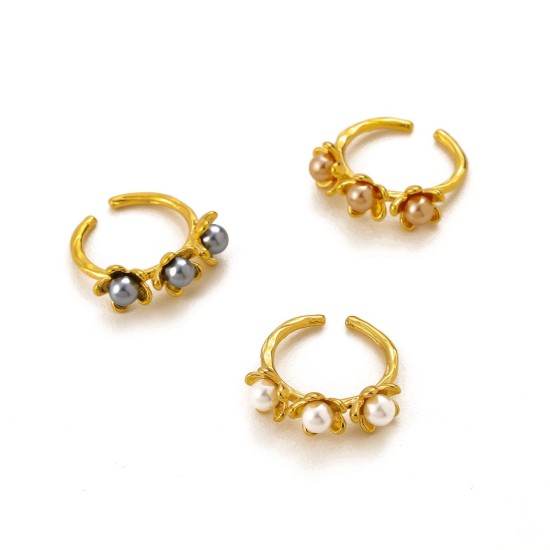Pearl inlaid flower ring