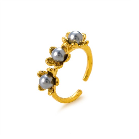 Pearl inlaid flower ring