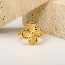  Four leaf clover stainless steel ring