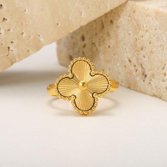  Four leaf clover stainless steel ring