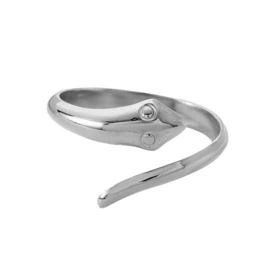 Serpentine shaped stainless steel ring