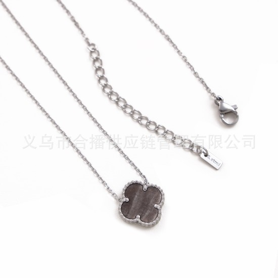 Four leaf clover stainless steel necklace