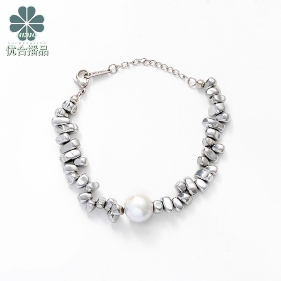 Pearl three-dimensional block stainless steel necklace