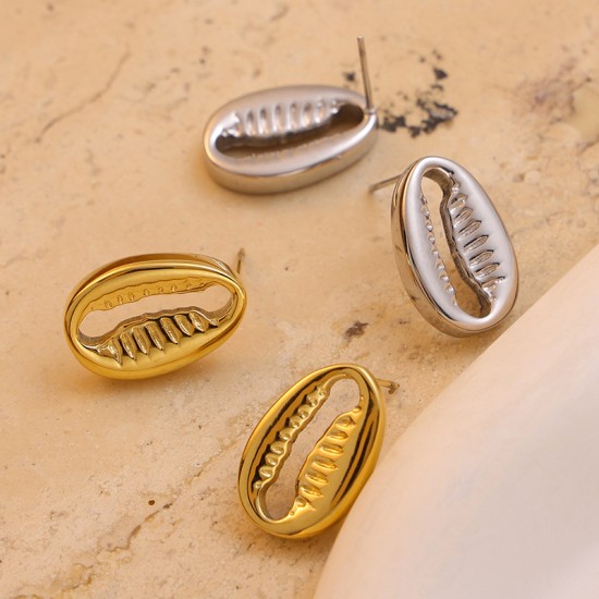 Shell shaped stainless steel earrings