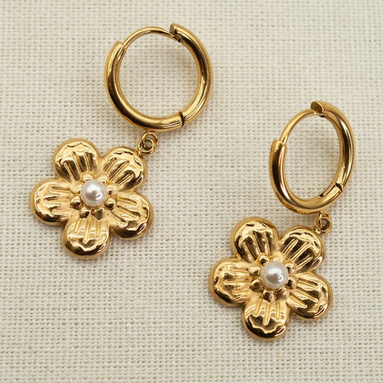 Plum blossom pearl stainless steel earrings