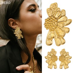 Stainless steel flower earrings