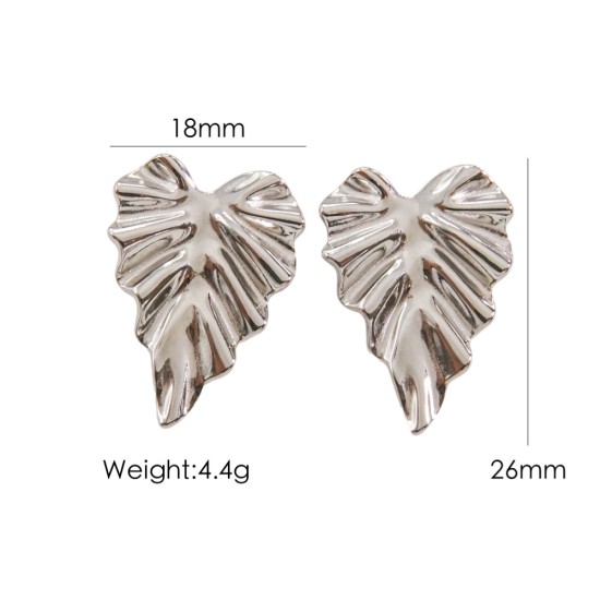 Stainless steel ear studs with blade texture