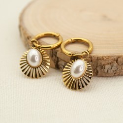 Fan shaped hollow sun shaped pearl stainless steel earrings