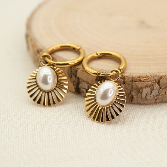 Fan shaped hollow sun shaped pearl stainless steel earrings
