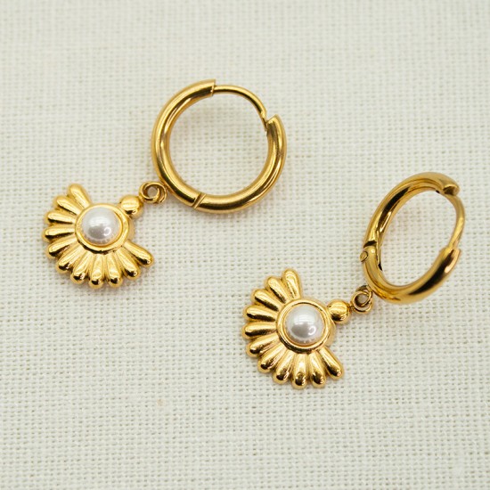 Fan shaped pearl stainless steel earrings