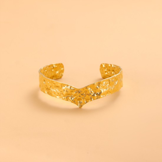 Hollow stainless steel bracelet