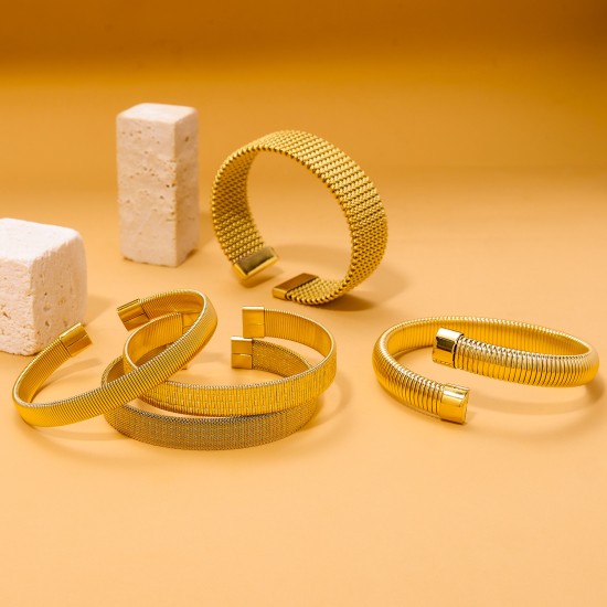 Stainless steel gold-plated open bracelet