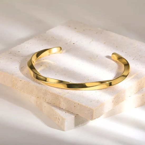 Twisted opening C-shaped stainless steel bracelet