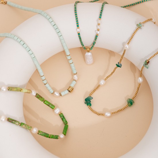 Pine green bead stainless steel necklace