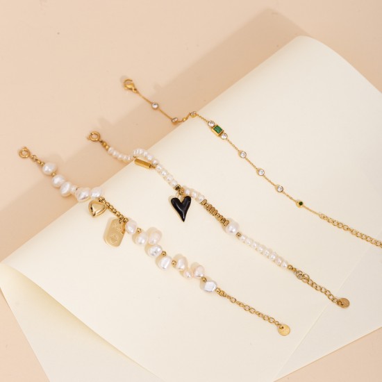 Pearl pendant heart-shaped stainless steel necklace